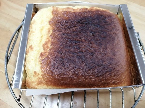 レシピ通りに焼いたケーキ（画像：「キンジン食べたい」様提供）