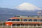 富士山をバックに走るLSE