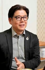 完全メシの立ち上げに携わった日清食品の藤野誠常務。「カップヌードル」のブランディング経験があり、完全メシのマーケティングに生かす（撮影：梅谷秀司）