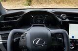 レクサスRZ（写真：Lexus International）