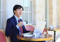 最新デバイスがワークスタイル変革を成功に導く 速く、使いやすく、安全に