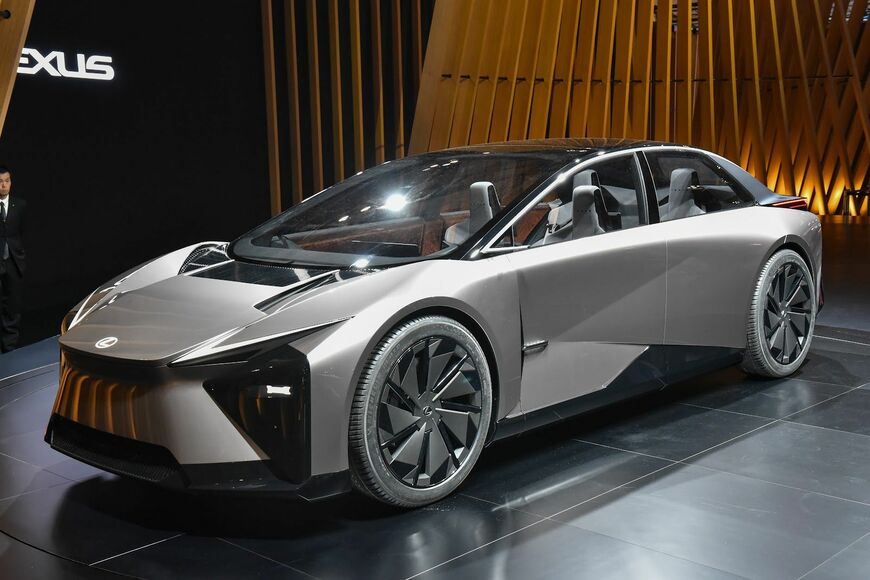 トヨタのコンセプトモデル「LF-ZC」