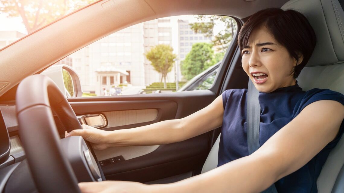 7割以上のドライバーが「あおり運転」をされた経験があるという（写真：metamorworks／PIXTA）