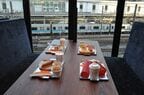 ミュージアムカフェからも駅を一望できる