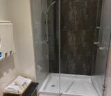 タイ・バンコクのラウンジのシャワールーム（筆者撮影）