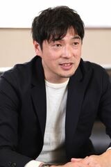 「日本愛妻家協会」事務局長代理の小菅隆太さん（撮影：尾形文繁）