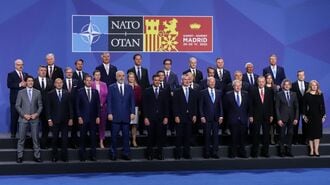 ロシアと対決姿勢を鮮明したNATOに忍び寄る不安