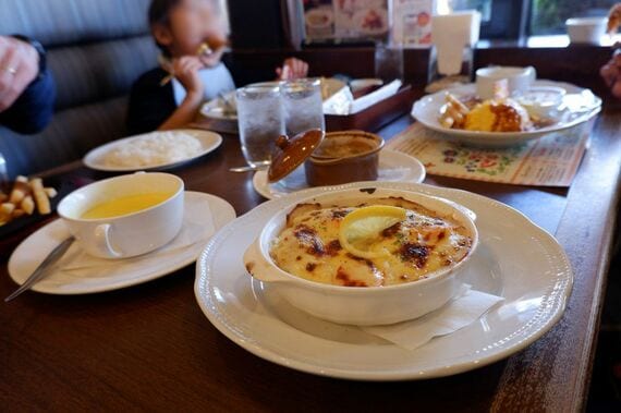 ロイヤルホスト鎌倉山店にて