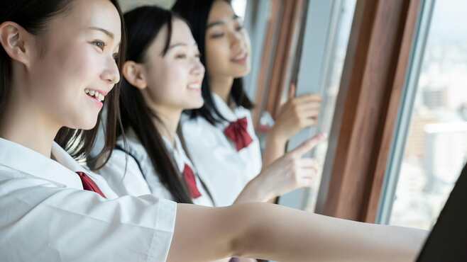 港区｢中学で海外修学旅行｣､5億円も公費投じる訳