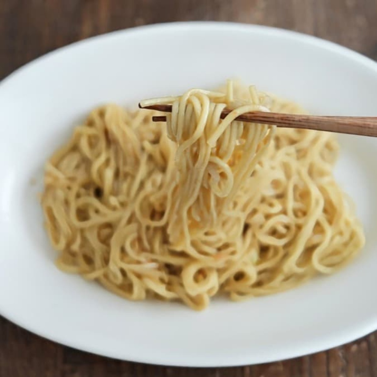 あの｢マルタイ棒ラーメン｣が本格広東料理に大化け！ 絶品｢オイスターソースあえ麺｣味の決め手は