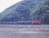 EF70形が牽引する客車列車＝1971年（撮影：南正時）