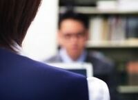 息の詰まる職場・職場の閉塞感はどこからやってくるのか？（第2回）--就職氷河期世代の閉塞感