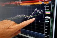 米国株は上昇､イタリア政局懸念後退で ラッセル2000指数は過去最高値を記録