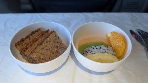 ウルムチ=鄭州、食後のデザート