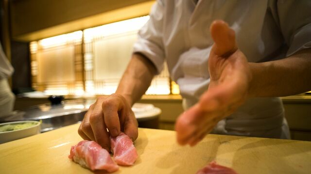 高級寿司屋の大将が怖くても許される納得理由 外食 東洋経済オンライン 社会をよくする経済ニュース