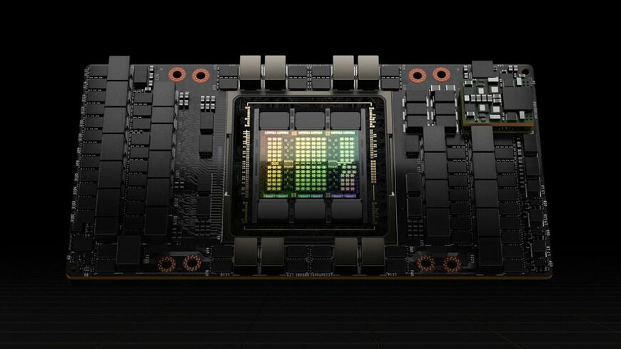 エヌビディアは中国市場向けの特別仕様チップを開発し、アメリカ政府の対中輸出規制を回避していた。写真は同社製のAI半導体モジュール（エヌビディアのウェブサイトより）