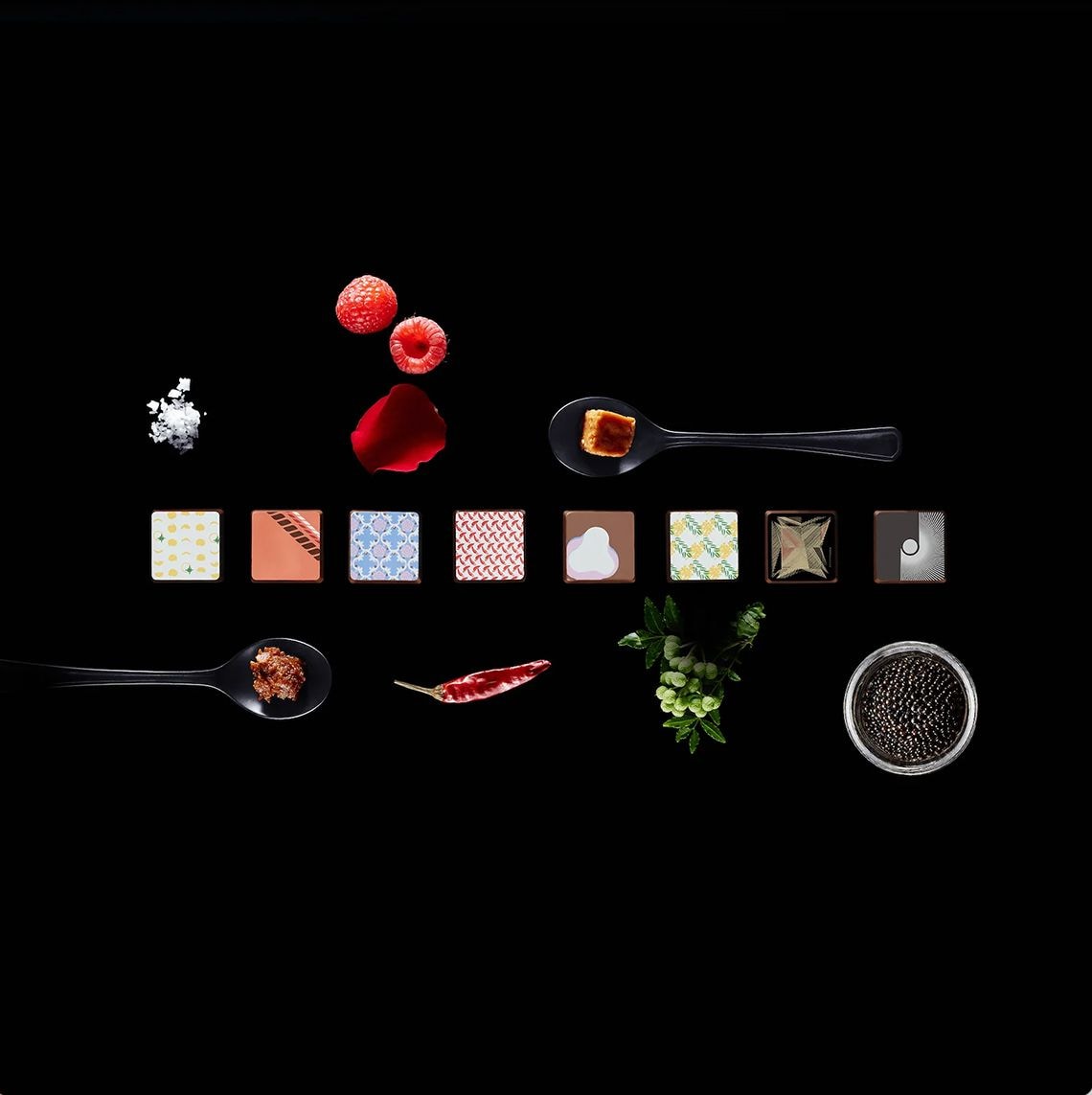 Pairing [ 8 ]（YES. SHE KNOWS）