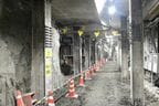 掘削作業が進む地下2階は土が露出している
