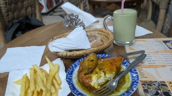 マラケッシュでお世話になった食堂