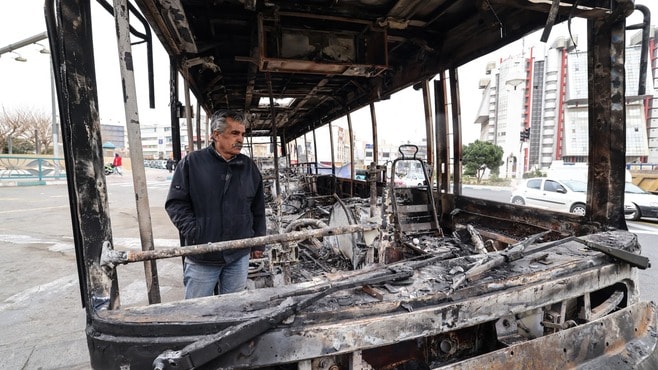 イランはどうなる？アメリカ介入の可能性も