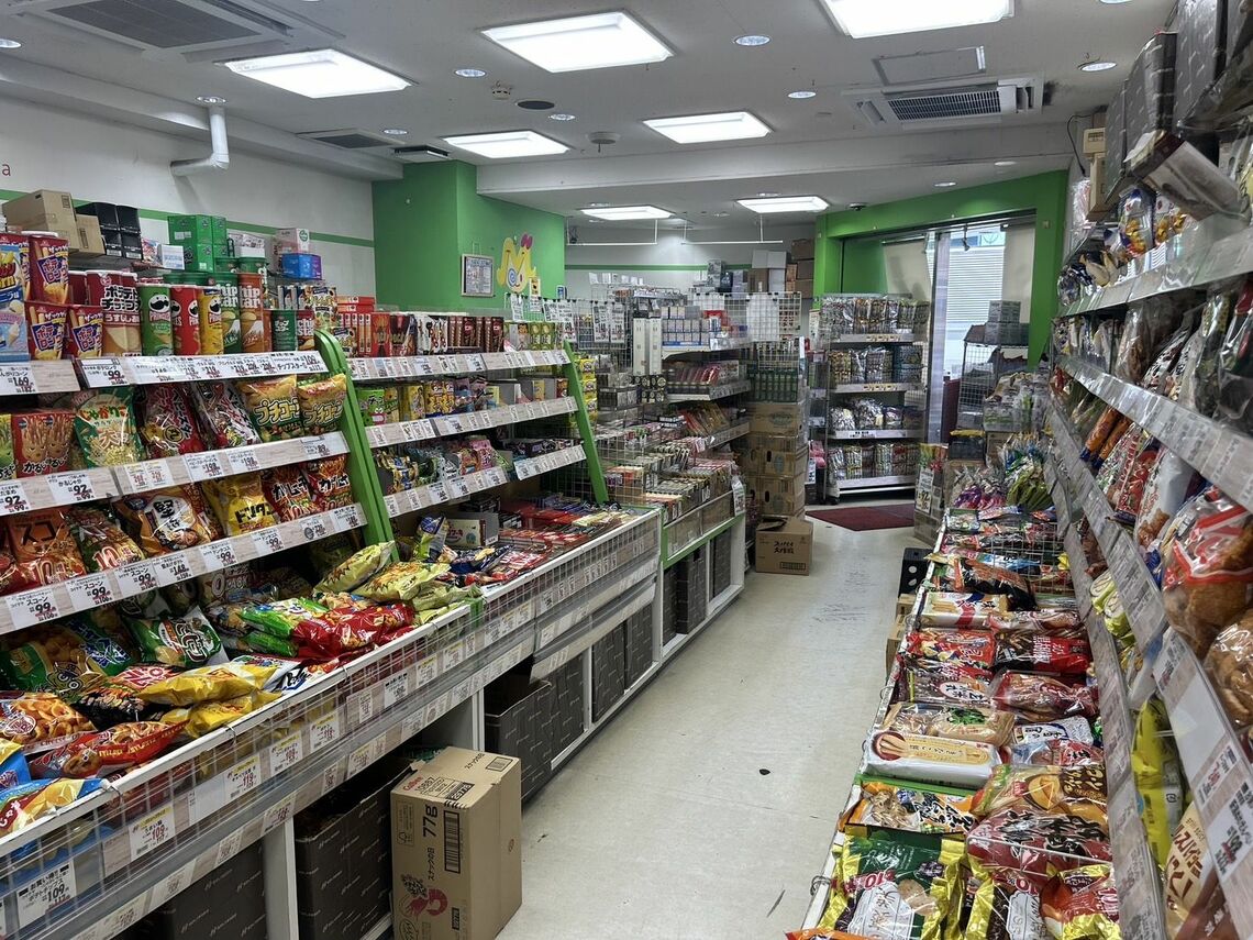 荻窪店の内観