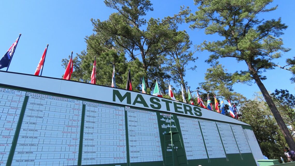 マスターズのスコアボード。2019年のもの。この年はタイガーウッズが11年ぶりに復活優勝した（写真：筆者提供）