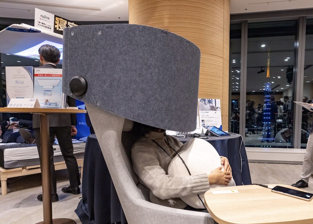 仮眠専用チェア「Office Nap®（オフィスナップ）」