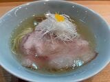 こちらは塩らぁ麺。1800円（筆者撮影）