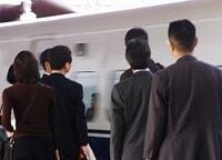 【産業天気図・鉄道・バス】客数が底入れし「曇り」に改善、ただ回復ペースは緩やか