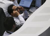 前場の日経平均､一時500円超の下げ 英国のEU離脱懸念が強まり大幅に反落