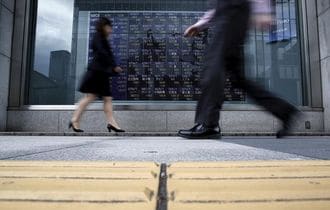 日経平均は4日続伸､利益確定売りで伸び悩む