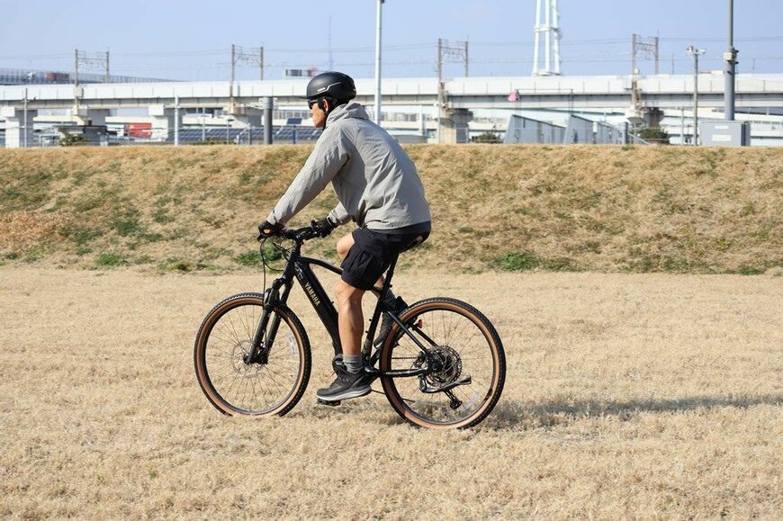 ヤマハの新型スポーツ電動アシスト自転車「クロスコアRV」（写真：筆者撮影）