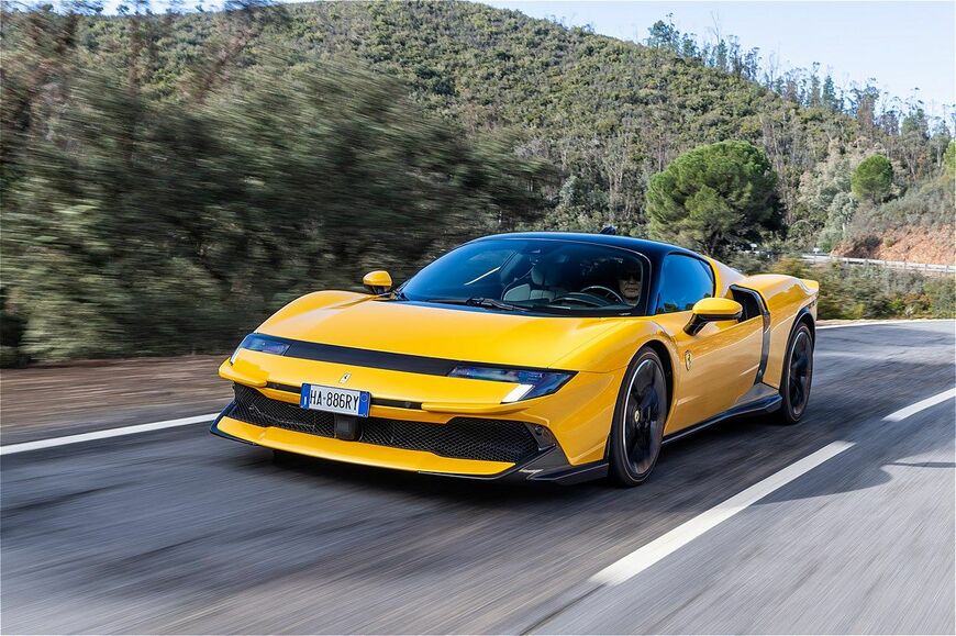 フェラーリの新型車「849テスタロッサ」（写真：Ferrari Japan）