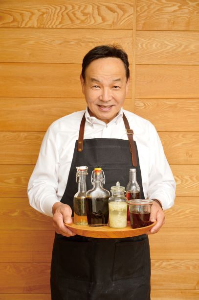 5月10日（火）14時から、安部司さんが「食品の裏側」について語るトークライブを実施します。詳細はこちら（写真：佳川奈央）
