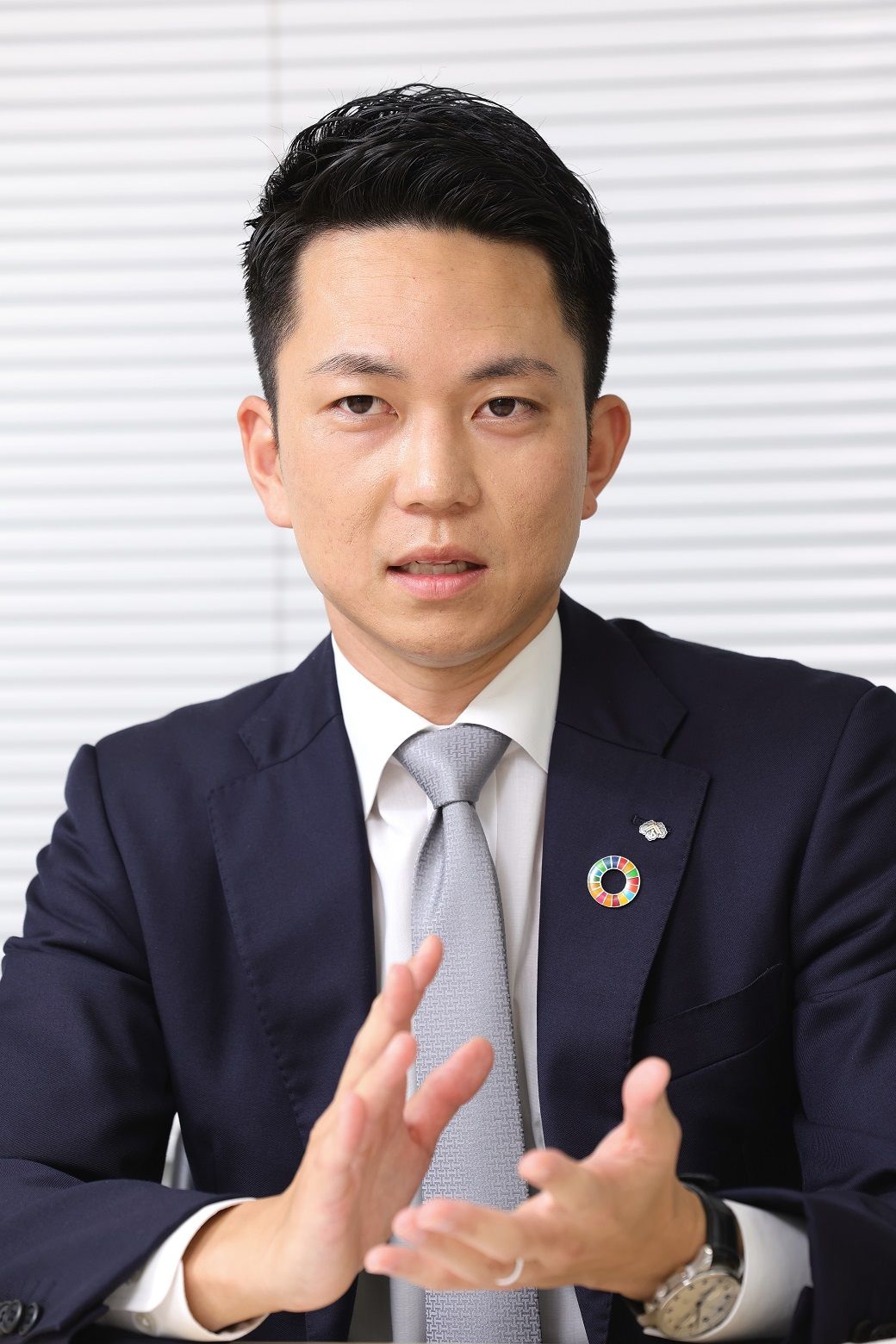 圧倒的に売るトップ営業はここまで徹底している 有力5社のエースが語る