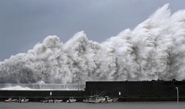 Japan issues evacuation advisories as typhoon Jebi approaches