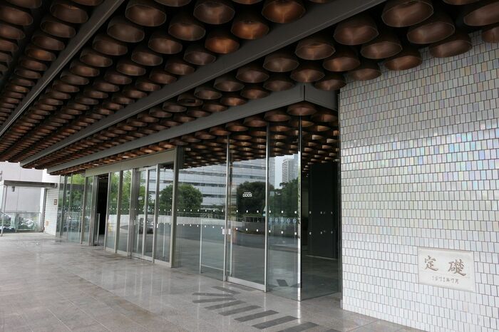 3階のメインエントランス