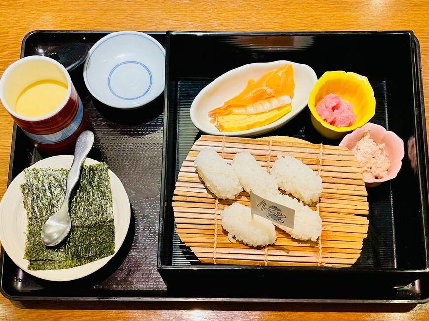 キッズメニューの「板前すしセット」658円（筆者提供）