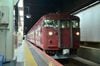 JR西日本では413系が引退、茜色の電車が消える