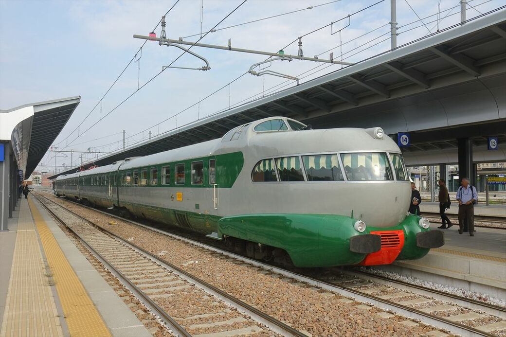 ブレーシャ駅 ETR252