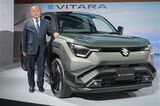 スズキ初となるBEV「eビターラ」の詳細と記者発表の様子（写真：スズキ）