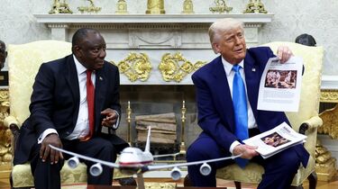 ジェスチャーに矛盾」トランプ大統領“偽の白人迫害映像”を首脳会談で