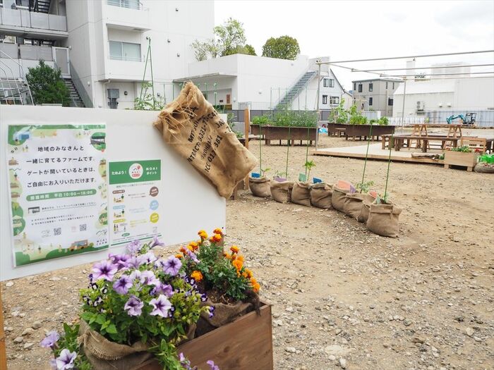 駒沢大学駅東口では駅リニューアルと連動して