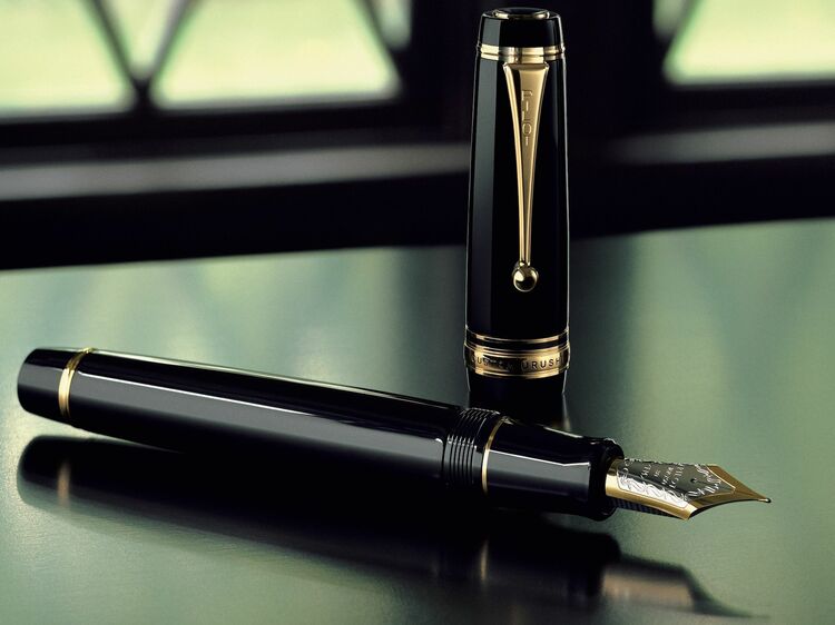 パイロット 日本製 万年筆  深緑 詳細ページ | 万年筆 ボールペンなど高級筆記具の販売・買取