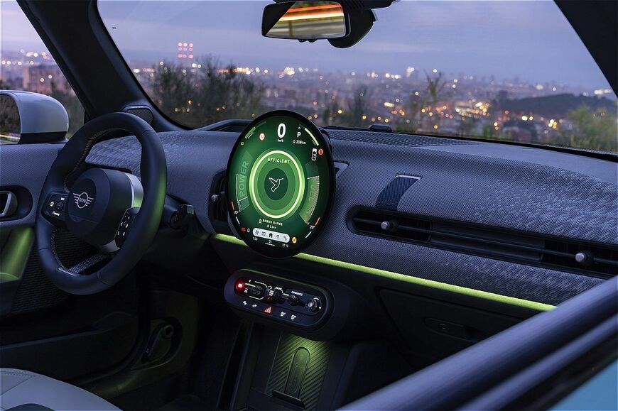 MINI（ミニ）の新型「ミニ・クーパー・コンバーチブルS」（写真：MINI）