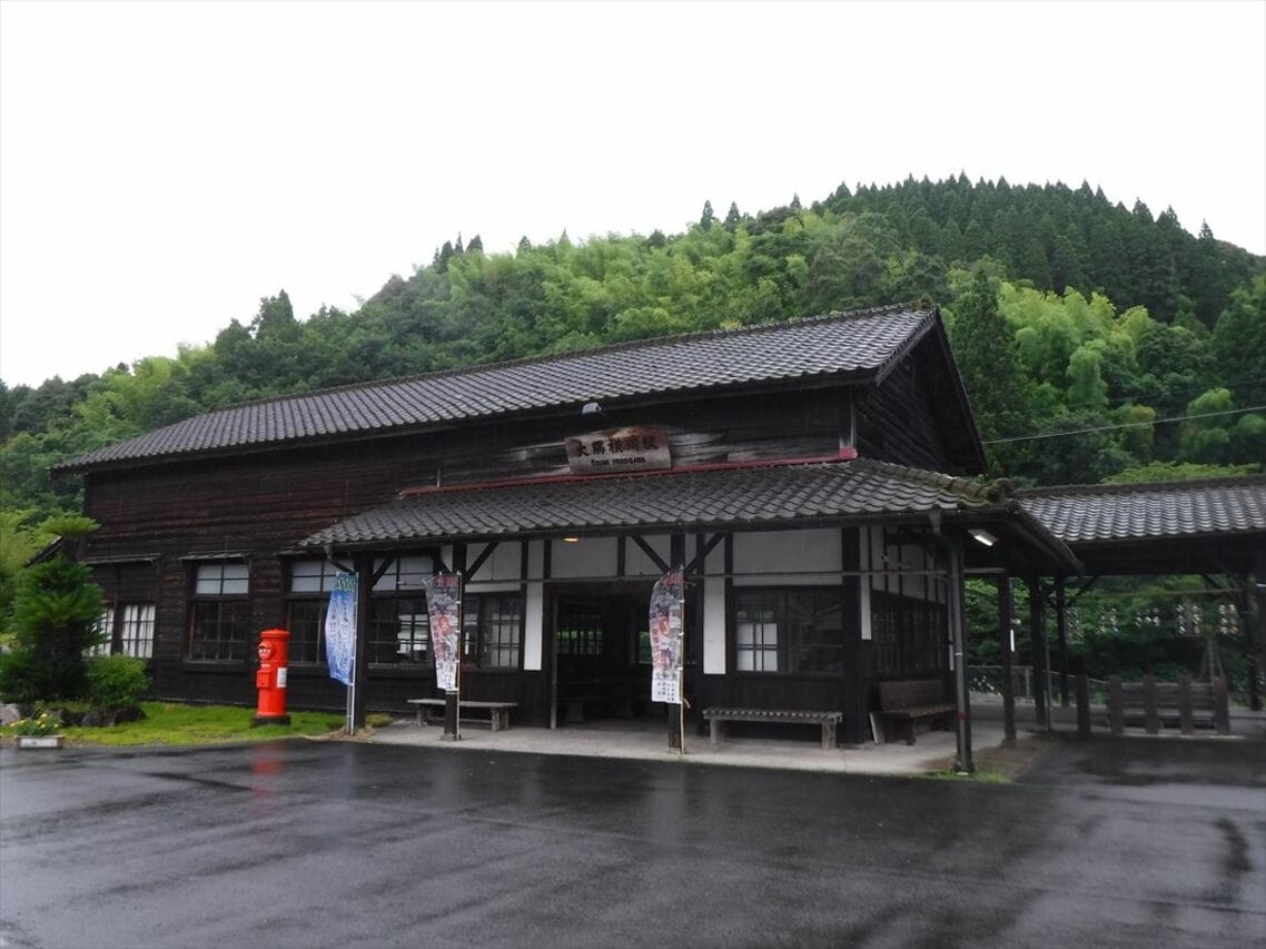 100年以上の歴史を誇る大隅横川駅