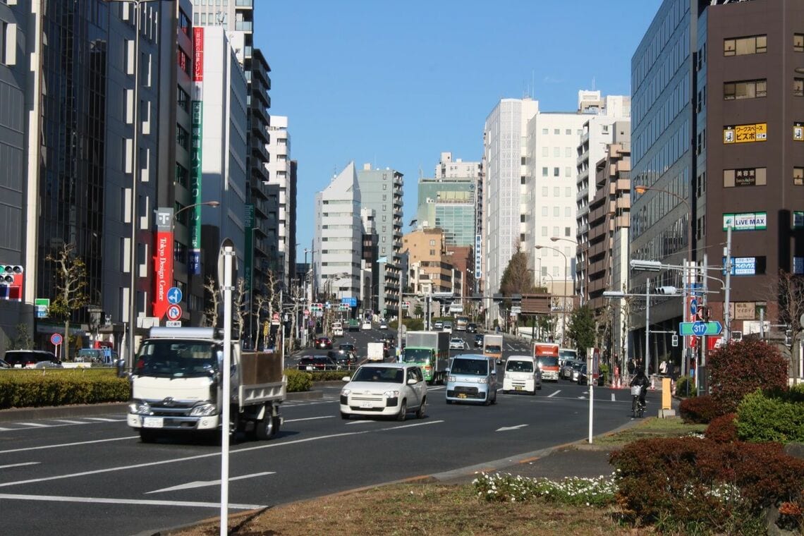 国道1号五反田駅前