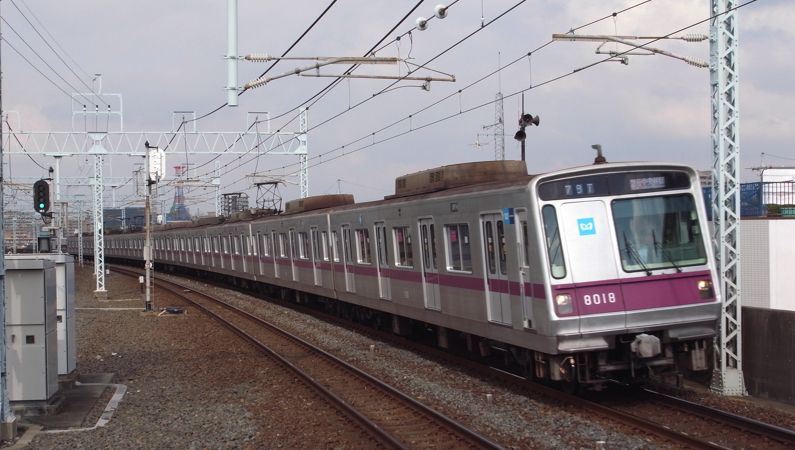 東京メトロ半蔵門線｢紫色｣まとった車両の転換期 1981年登場のベテラン