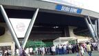 西武ドームセンター真裏のイベントステージ