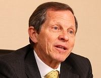 競争力減退が著しい日本の航空業界、外資規制を撤廃すべきだ--ジョバンニ・ビジニャーニ IATA(国際航空運送協会)事務総長兼CEO
